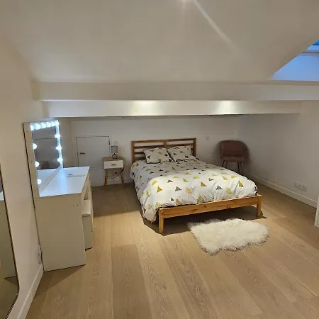 Nomade - Center 180m2, 4 Rooms, Garden & Pool Holiday home *