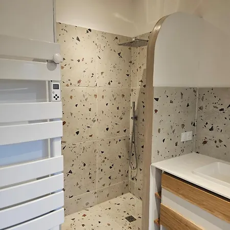 Nomade - Center 180m2, 4 Rooms, Garden & Pool