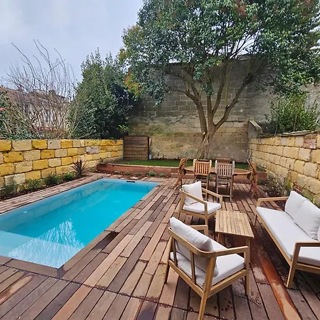 Nomade - Center 180m2, 4 Rooms, Garden & Pool Holiday home *