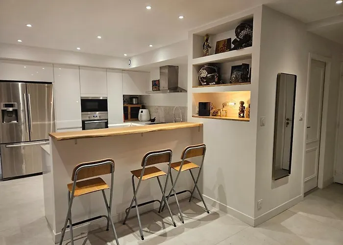 펜션 Nomade - Center 180m2, 4 Rooms, Garden & Pool *