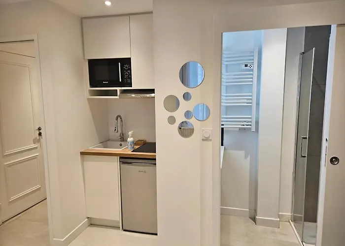 Nomade - Center 180m2, 4 Rooms, Garden & Pool 펜션 보르도