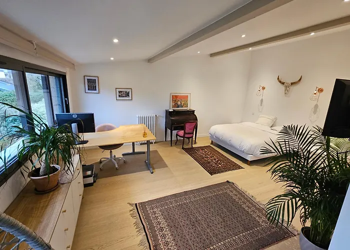 Nomade - Center 180m2, 4 Rooms, Garden & Pool 펜션