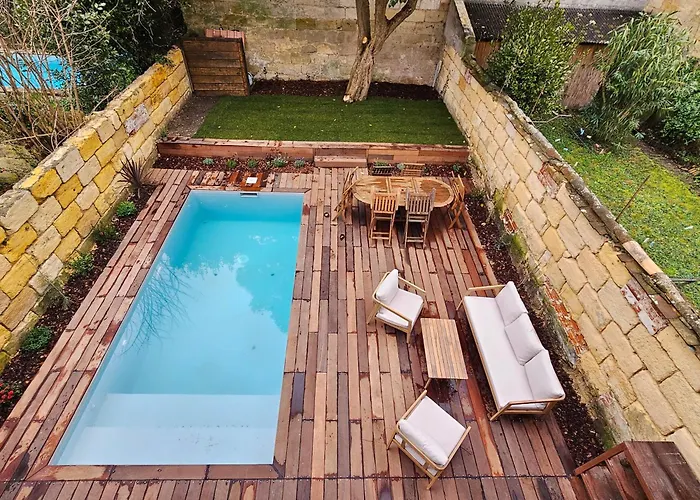 펜션 Nomade - Center 180m2, 4 Rooms, Garden & Pool *